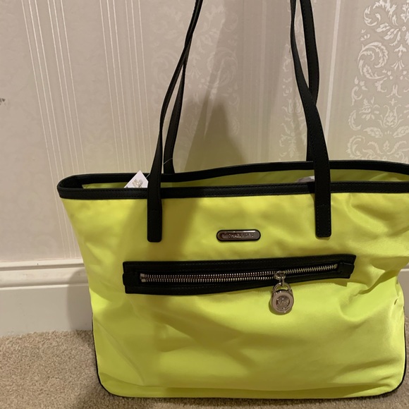Michael Kors Handbags - Michael Kors Nylon Large Tote